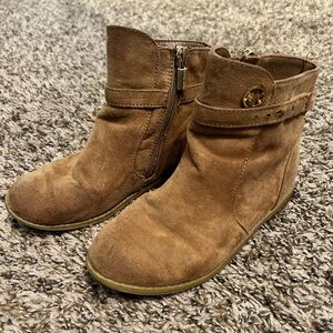Michael Kors Girl’s Emma Callie Caramel Boots size 12